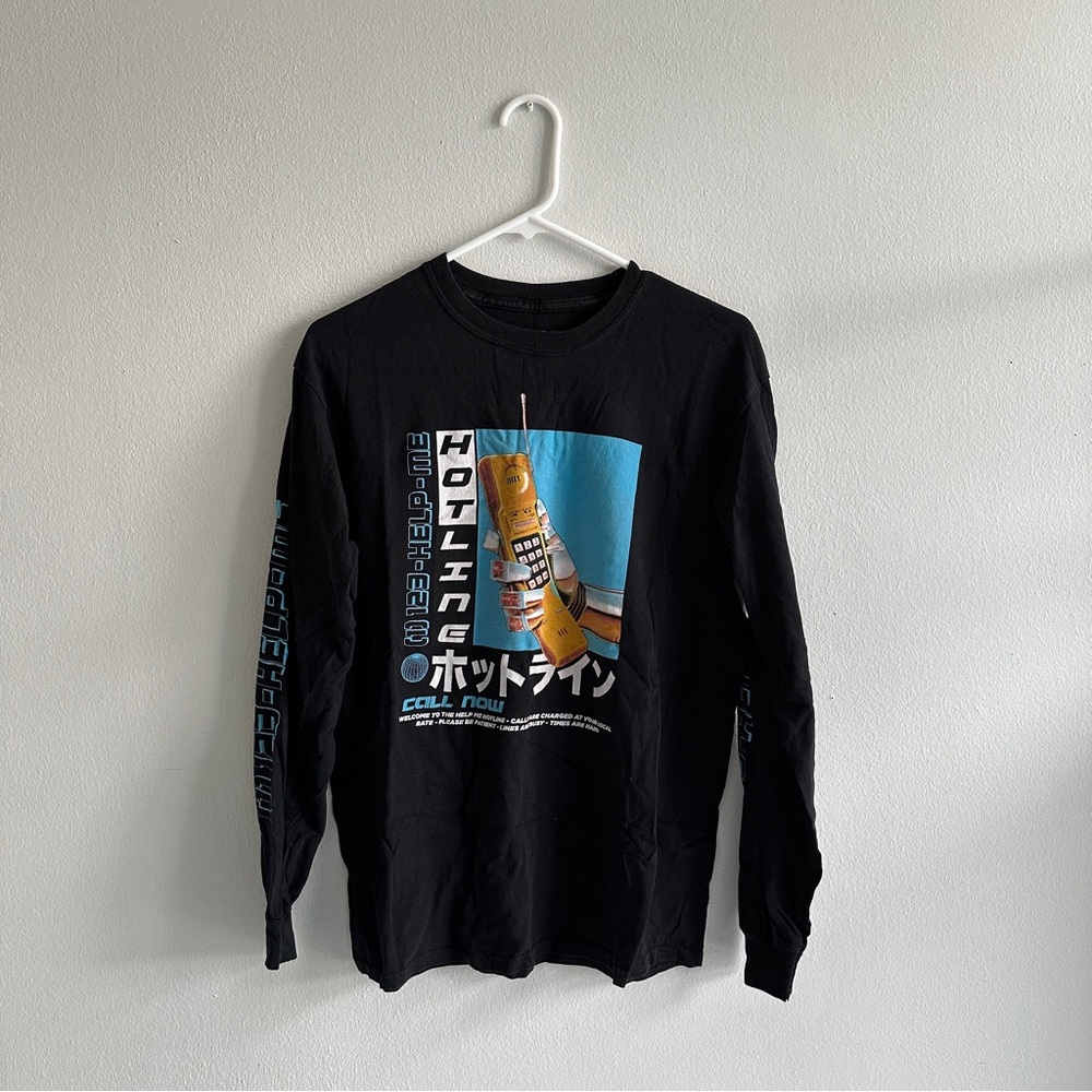 Black Japanese Streetwear Graphic Long-sleeve Tee